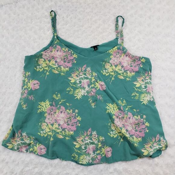 Torrid size 2 green floral top - Picture 1 of 7